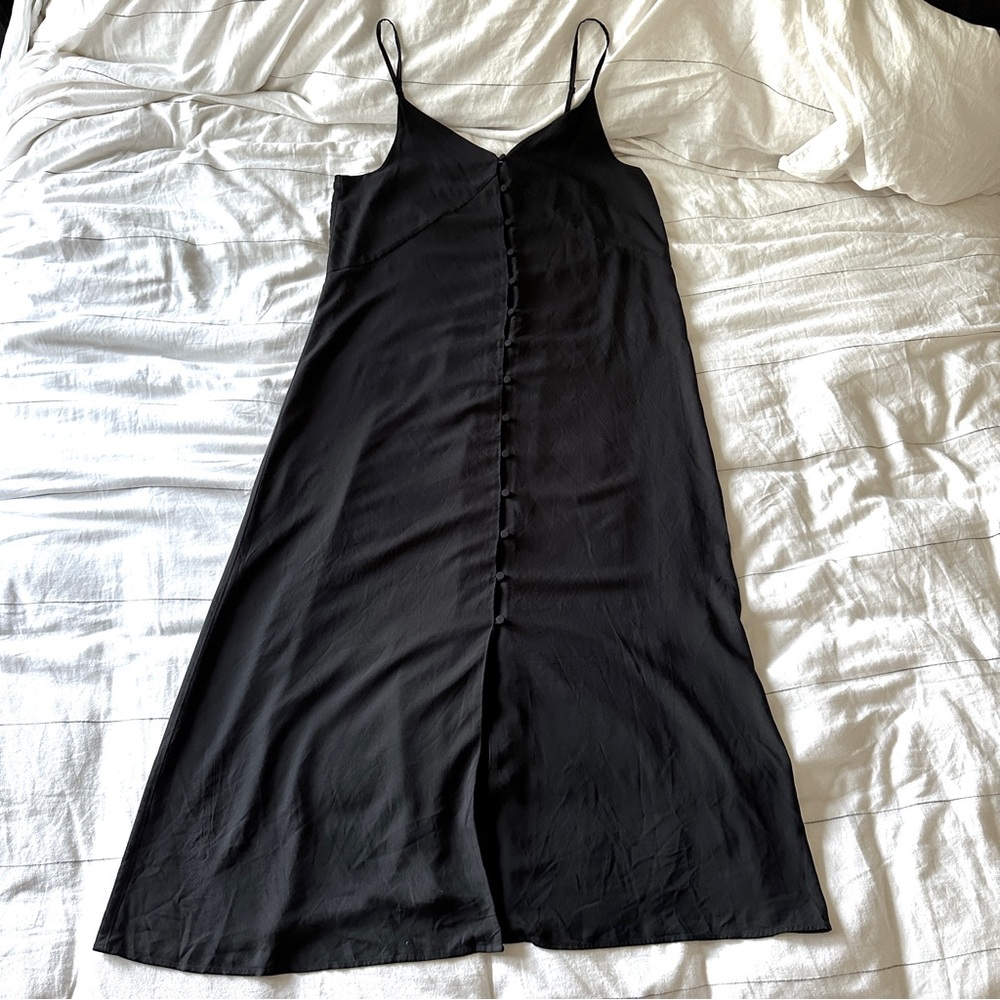 Uniqlo Midi Botton-Front Dress